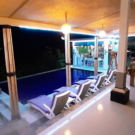 Lovina Cantik Villa מראה חיצוני תמונה